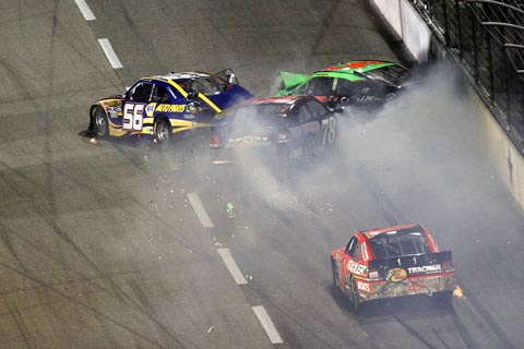 2011_texas_crash_truex_jr